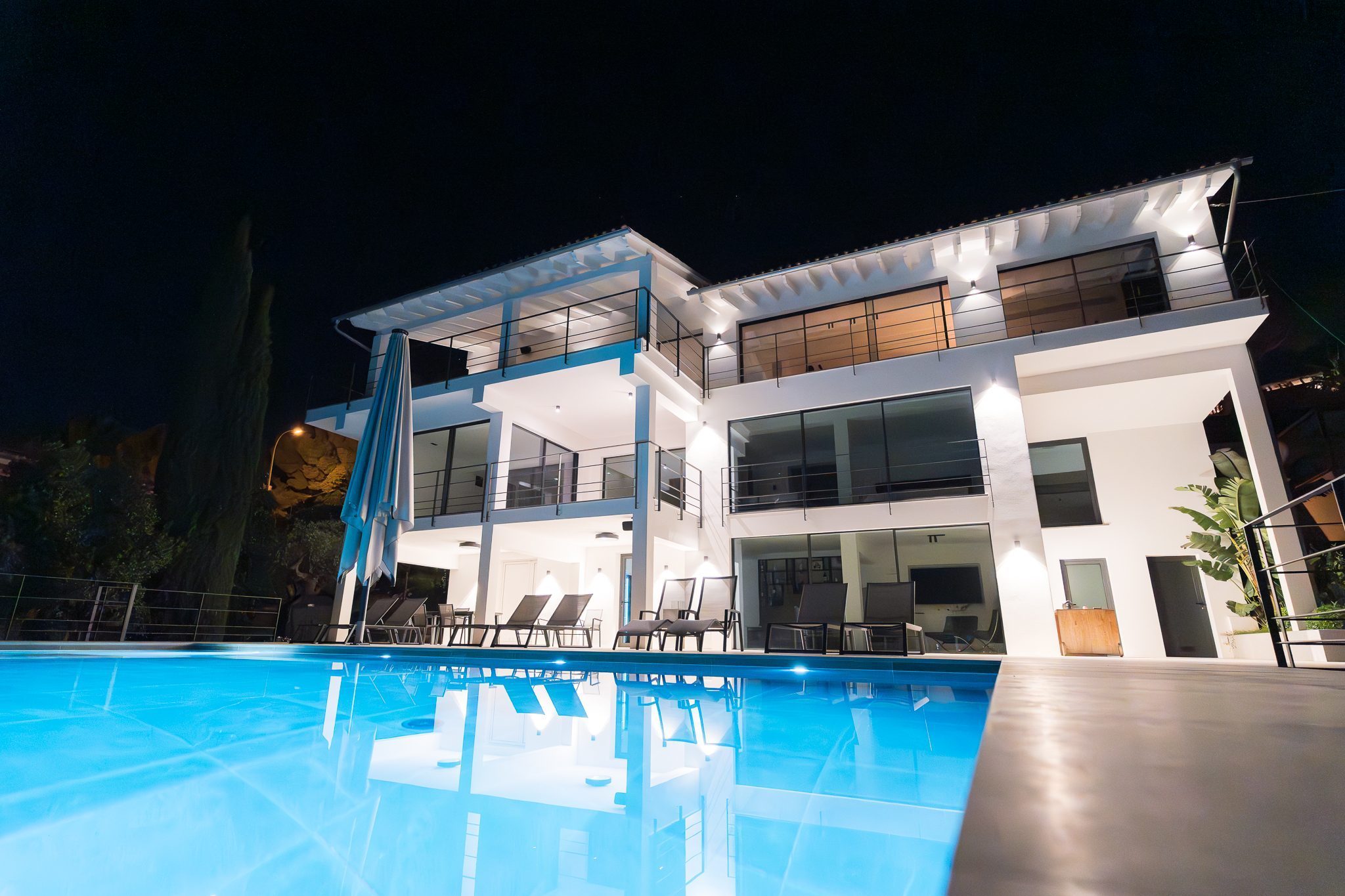 Villa única con impresionantes vistas al mar